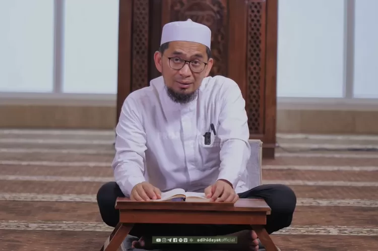 Potret Ustaz Adi Hidayat.