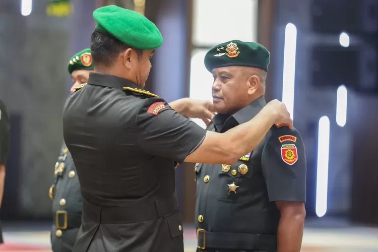 Mayjen TNI Muhammad Saleh Mustafa Resmi Jabat Pangkostrad - Radar Depok