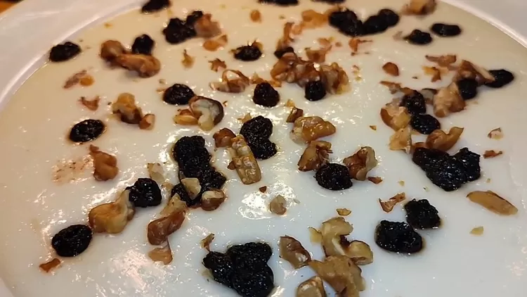 Hidangan Muhallabia yang disediakan De Margo Restaurant