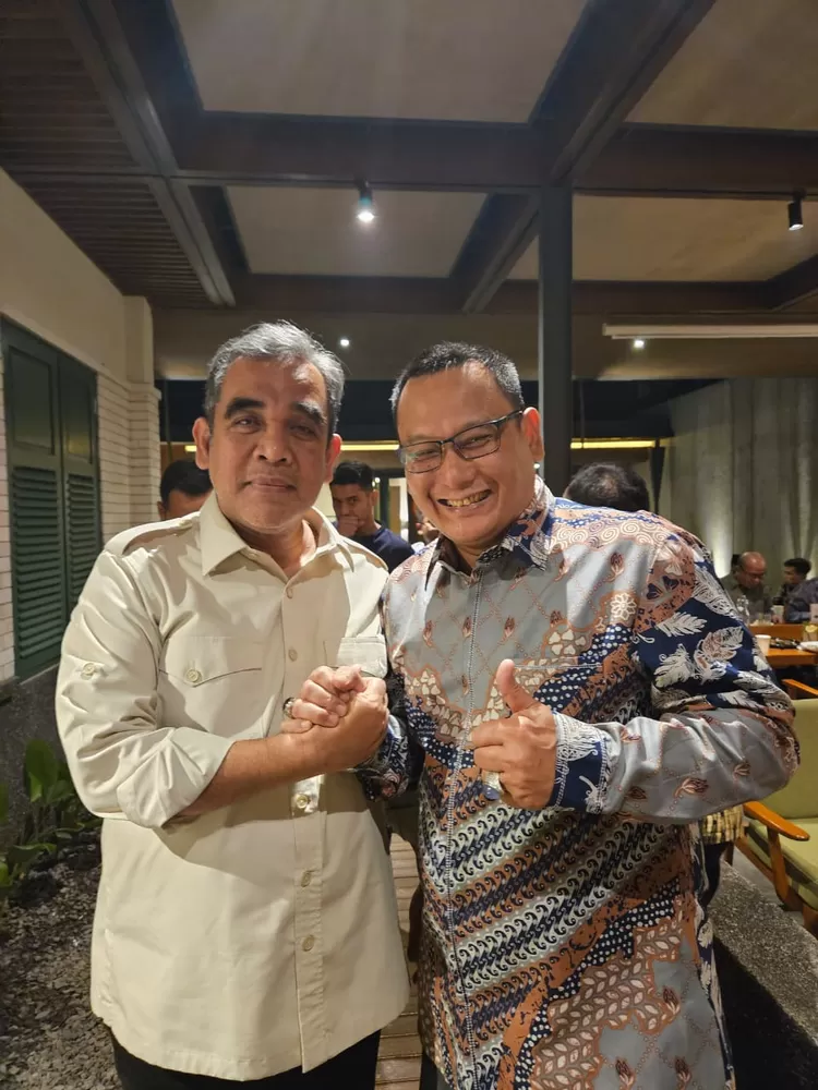 Sekretaris DPC Partai Gerindra Kota Depok, H Hamzah saat bincang Pilkada Depok dengan Sekjen DPP Partai Gerindra, Ahmad Muzani ketika pertemuan di Bogor, kemarin