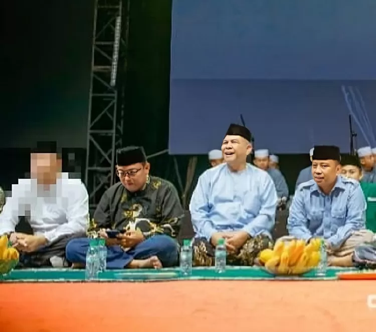 Salah satu camat menghadiri acara yang dihadiri palson nomor dua.