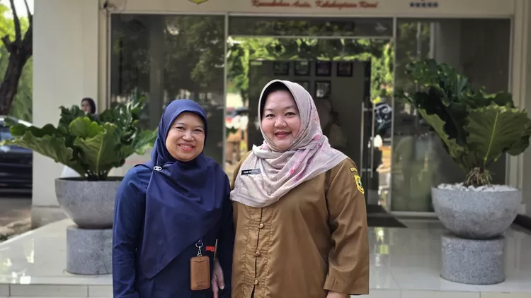 Direktur RSUD Cibinong, dr. Yukie Meistisia, A Satoto, SH.MH.Kes (kanan)