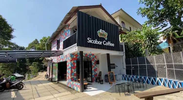 Sicobar Coffe salah satu kafe yang bisa dinikmati di Desa Wisata Edukasi Ciderum, Kabupaten Bogor.