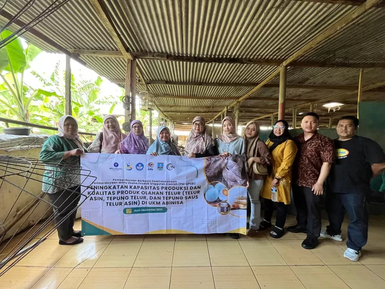 Departemen IPTP Fakultas Peternakan IPB lakukan pendampingan produksi telur asin dan tepung untuk program MBG 