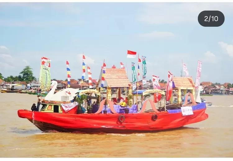 Perahu hias kec Sematang Borang dan Kalidoni juara ke-3 
