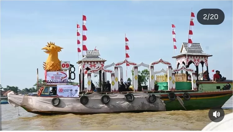 Perahu hias milik Gerindra menjadi juara harapan 3  