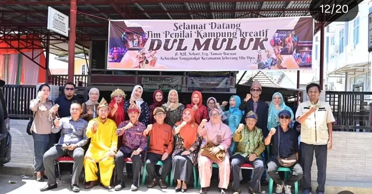 Tim Penilai dari Dinas Pariwisata melakukan kunjungan ke Kampung Dulmuluk di Tangga Takat, Lorong Taman Bacaan 