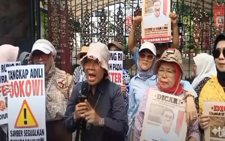 Demo kejagung desak diungkap tuntas kasusnya  