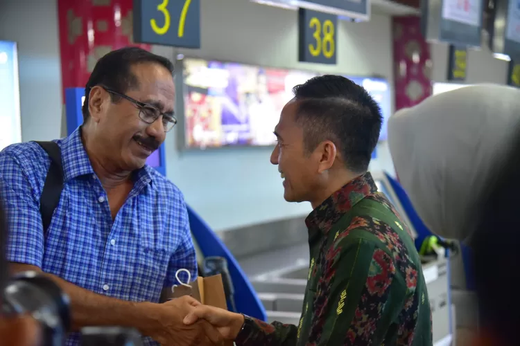 Oleh-oleh untuk pelanggan Garuda