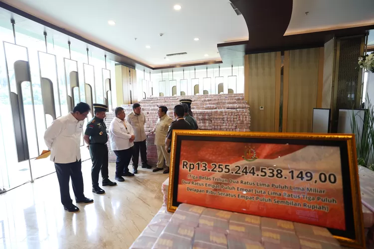 Uang Triliunan disita pemerintah melalui Kejaksaan Agung  