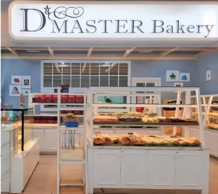 Aneka Cake & Bakery yang tersedia di D'master Resto & Bakery