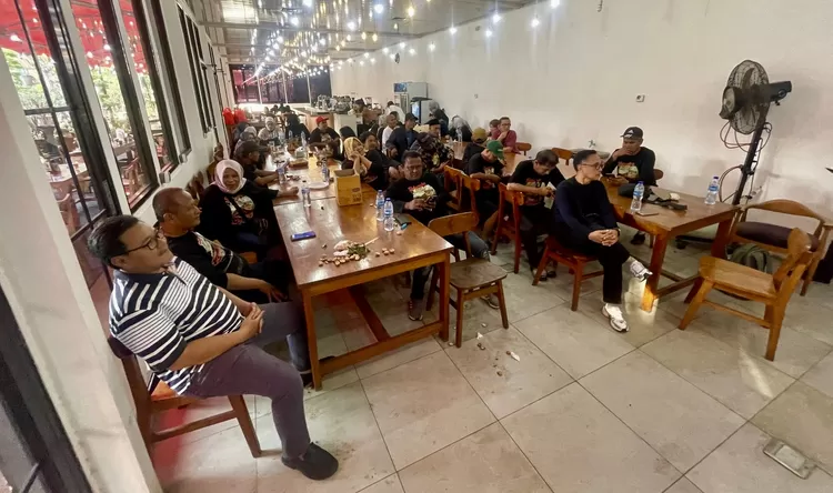 Suasana silaturahmi - Foto: Henri Lukmanul Hakim