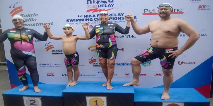 1 keluarga mengikuti kejuaraan