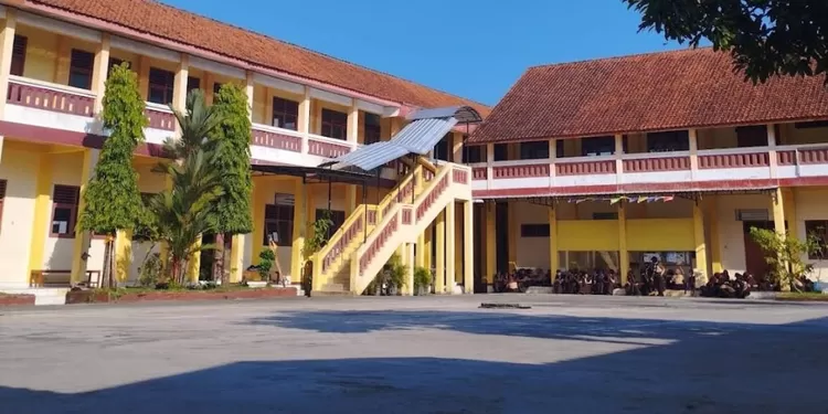 AREA GEDUNG SEKOLAH SMPN 7 PURWOREJO