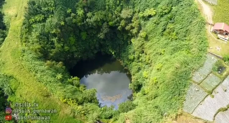 Sumur Jalatunda Banjarnegara Jawa Tengah 