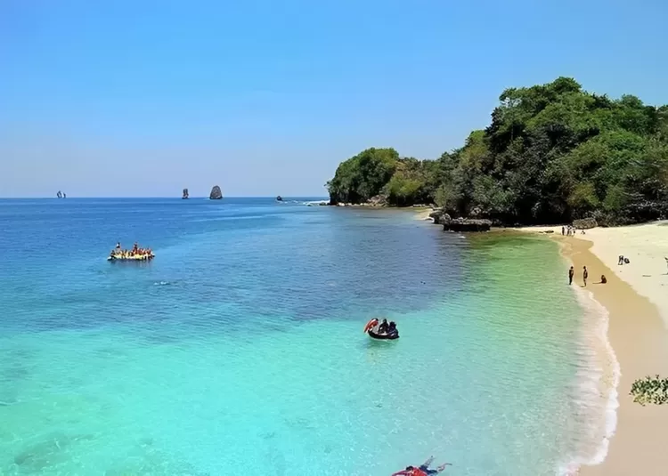 Ilustrasi Pantai terindah dan estetik