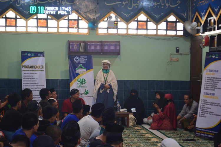 Bekal Spiritual bagi Warga Binaan, Lapas Kendal Hadirkan Pengajian dan Tausiah