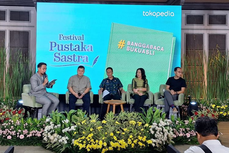 Festival Pustaka Sastra Untuk Melindungi Hak Cipta