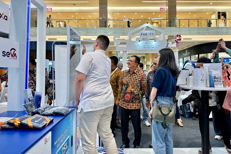 FinExpo 2023 Dibuka, Anji hingga Idgitaf Tampil, Anak Muda Jangan Terjerat Pinjol Ilegal