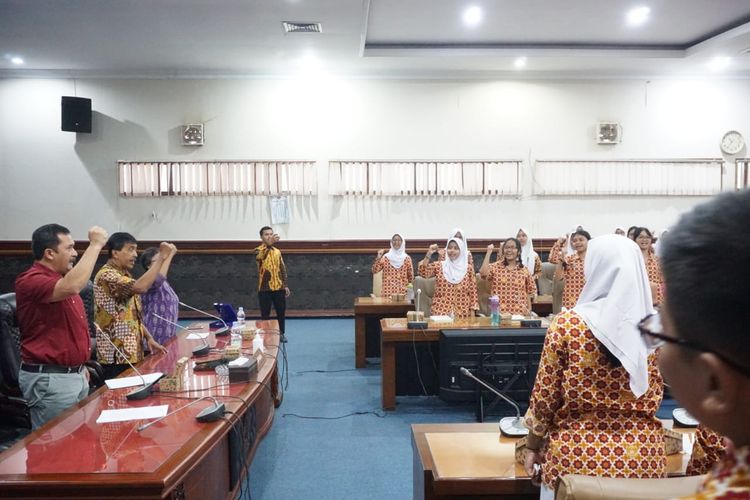 Pesan Cinta Tanah Air untuk Pelajar Saat Kunjungi DPRD DIY