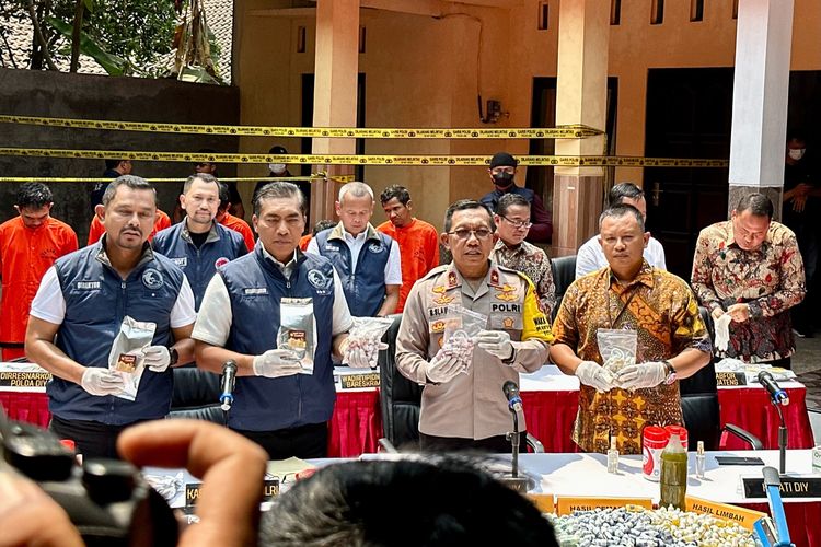 Awal Ungkap Narkoba Jenis Baru, Polisi Curiga Keripik Pisang Seharga Rp 6 Juta Perbungkus