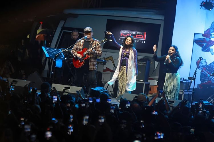 MLDJAZZPROJECT Ngejam Bareng Eva Celia Hebohkan Penonton Ngayogjazz