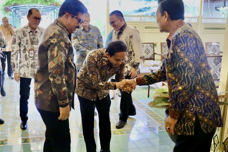 PSI Mengaku Sudah Minta Maaf, Sultan Ungkap Tak Tahu Raja July Sekjen PSI