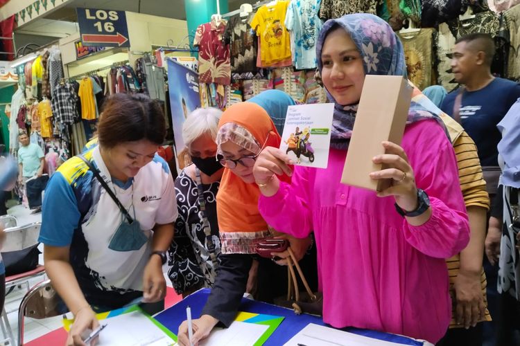  BP Jamsostek Sosialisasi Kepesertaan dan Manfaat Bagi Pedagang Pasar Beringharjo