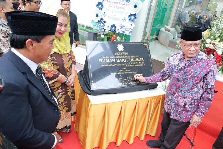 Prof Dr Haedar Nashir Resmikan Rumah Sakit Unimus