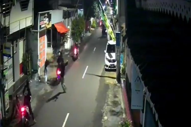 Viral Kelompok Anak Muda Berkelahi Gunakan Sajam di Jalan Ahmad Dahlan, Ini yang Sebenarnya Terjadi