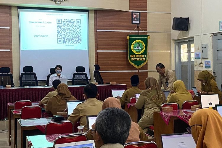 SMKN 3 Yogyakarta Gandeng BTKP DIY Bekali Guru Skill Pemanfaatan 'Canva For Education' 