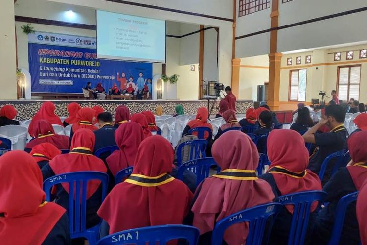 Upgrading, Ratusan Guru Penggerak di Purworejo Berkumpul Gelorakan Spirit Komunitas Gerakan Sekolah Menyenangkan