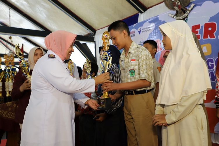 Bupati Buka Kegiatan Berliterasi Bersama Sekolah Penggerak