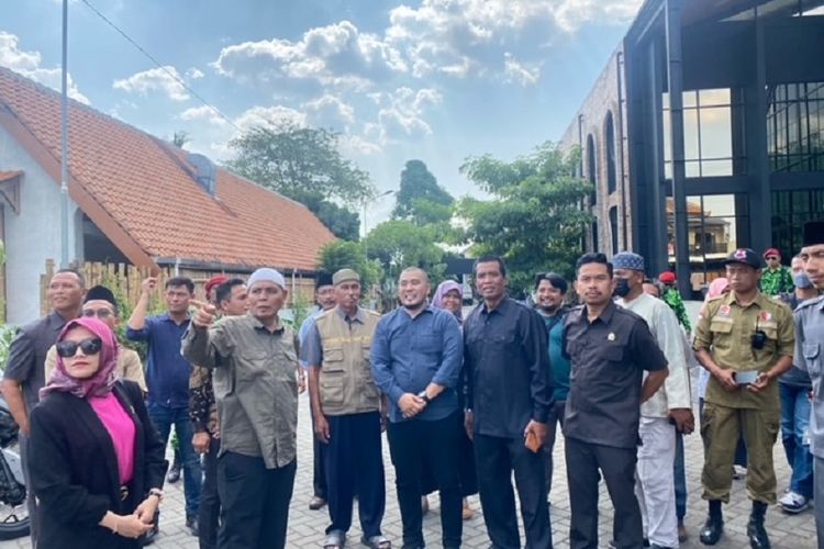 Tiga Fraksi DPRD Sleman Tinjau Angel's Wing, Temukan Pelanggaran dan Penolakan Warga