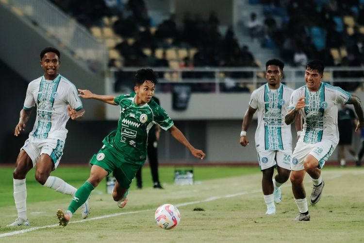 Meski PSS Kalah dari PSBS, Mazola Junior Puji Pemain Muda Dominikus Dion