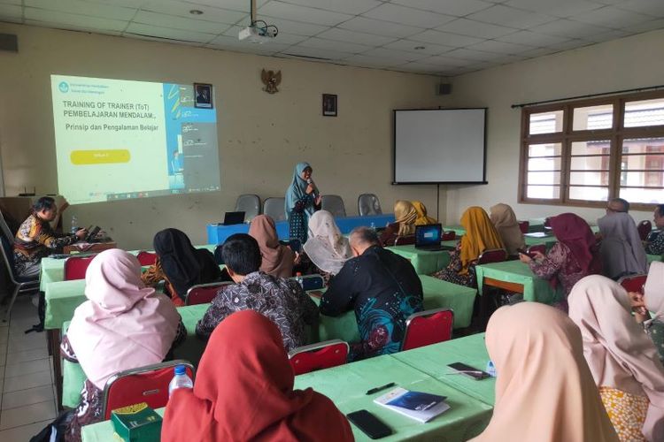 BPMP DIY Dorong Sekolah Kuatkan Implementasi Pembelajaran Mendalam, Coding, dan AI