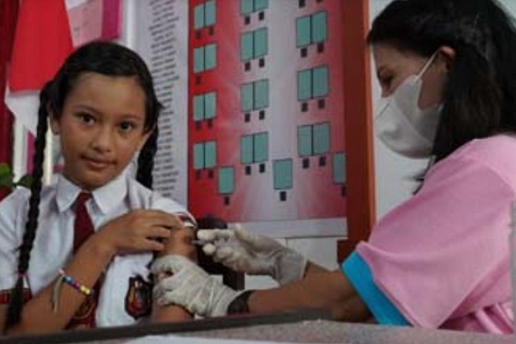 Imunisasi HPV Gratis, Upaya Kemenkes Cegah Kanker Leher Rahim Bagi Anak Perempuan Indonesia