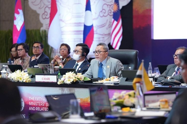 Mendag Zulkifli Hasan Pimpin Pertemuan Para Menteri Ekonomi ASEAN di Semarang, Apa Saja Hasilnya?