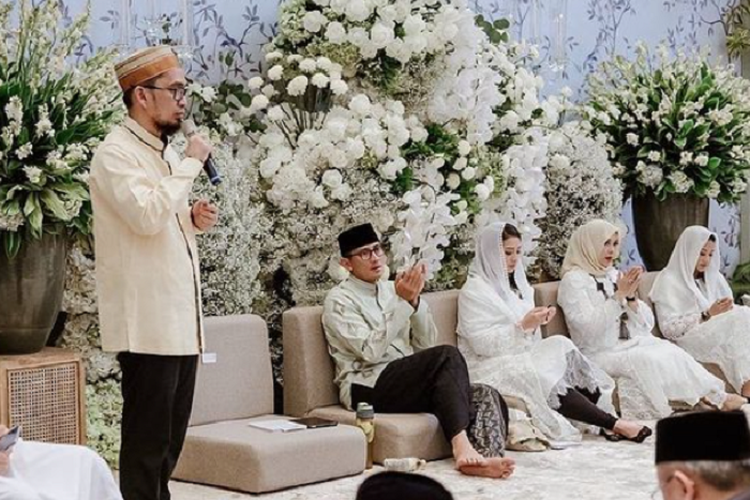 Sandiaga Uno Undang Ustadz Adi Hidayat, Netizen: Jadi Istri Kedua Beliau Juga Mau