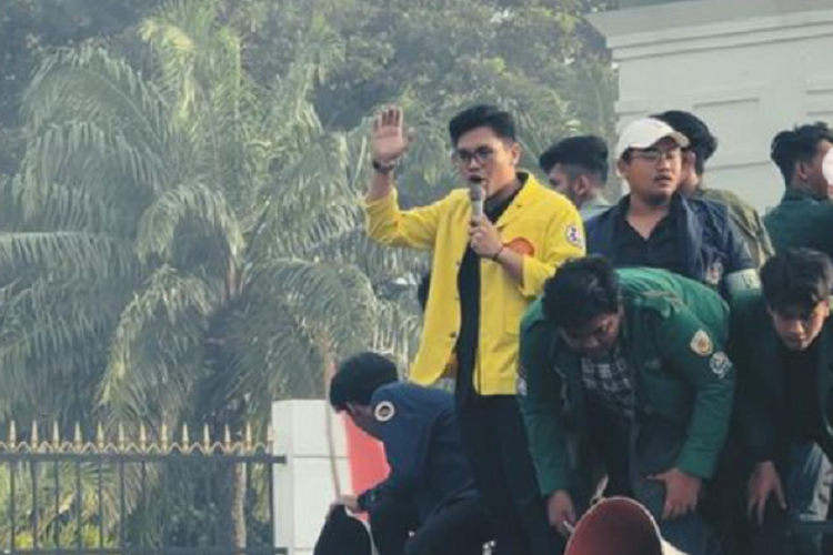 Sindir Pejabat, BEM UI: Kita Nggak Butuh Pemimpin Tukang Joget di TikTok dan Ngaku Dilan Milea