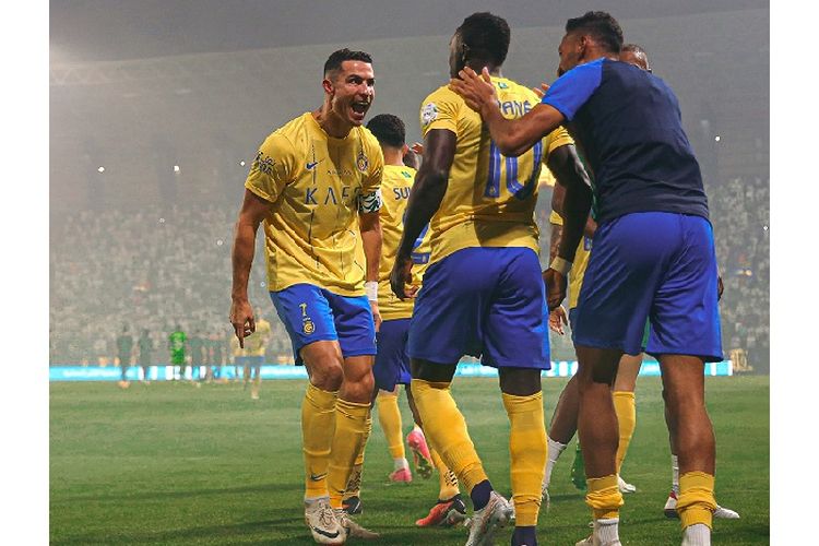 Al Nassr Unggul 4-3 atas Al Ahli Saudi, Ronaldo-Talisca Ciptakan Brace