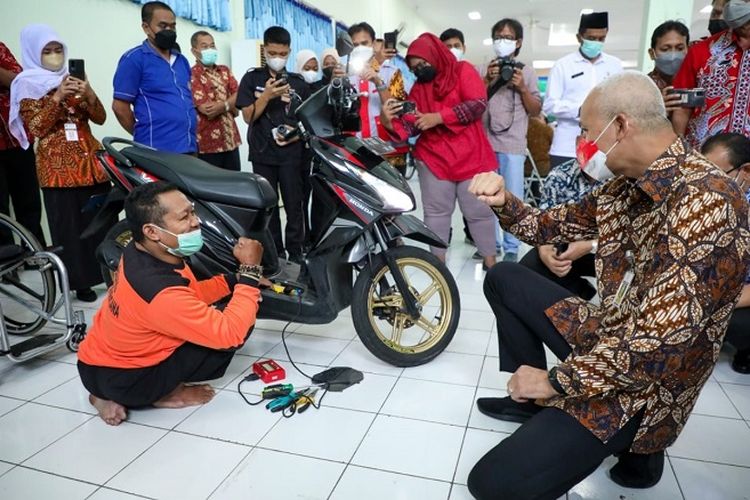 Teddy Tuduh Ganjar Tak Peduli Disabilitas, Pegiat Medsos Patahkan Dengan Fakta Ini