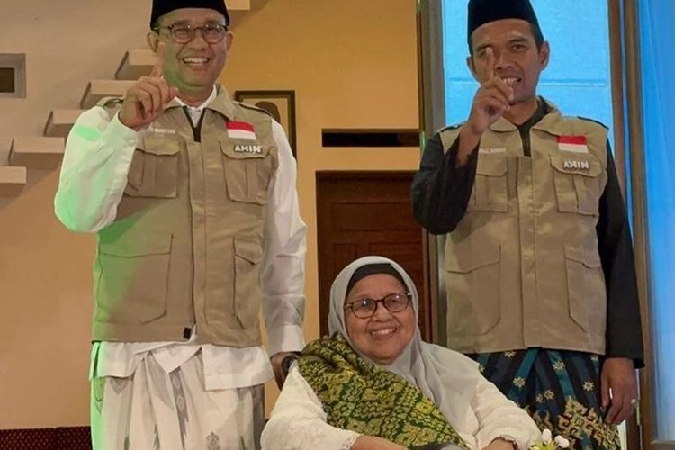 Anies Temani Ibunya Penuhi Undangan Ustadz Abdul Somad ke Rumah Omak, Berdialog Dengan Santri dan Sahabat UAS