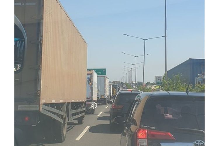 Truk Sumbu Tiga yang Nekat Masuk Jalan Tol Bakal Ditindak Tegas oleh Korlantas Polri