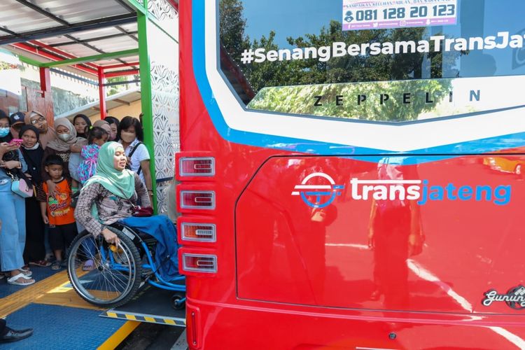 Ganjar Pranowo Sukses Kelola BRT Trans Jateng, Netizen Pertanyakan Kenapa Tidak Jadi Pembahasan Secara Luas