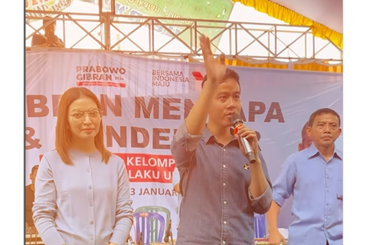 Gibran dan Istri Kunjungi PT Sritex, Karyawan All In Prabowo-Gibran