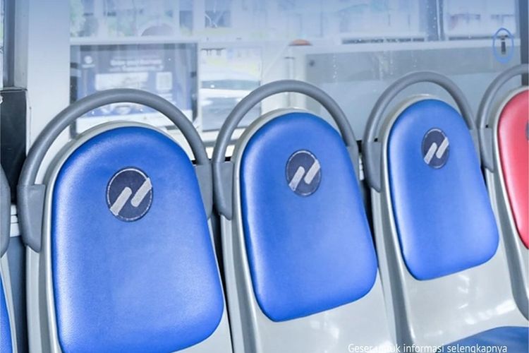 Transjakarta dan MRT Perkenankan Buka Puasa di Bus dan Gerbong Kereta, Ini Aturannya