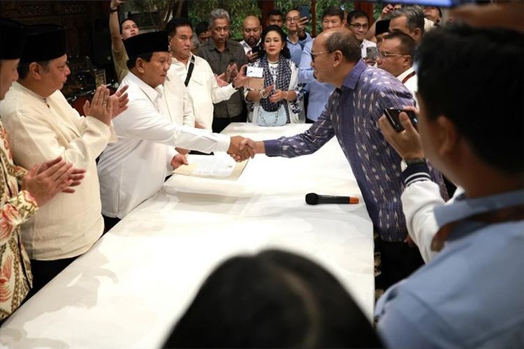 Ucap Terima Kasih Kepada Seluruh Pihak Usai Resmi Terpilih Jadi Presiden, Prabowo Janji Bakal Mengabdi ke Masyarakat