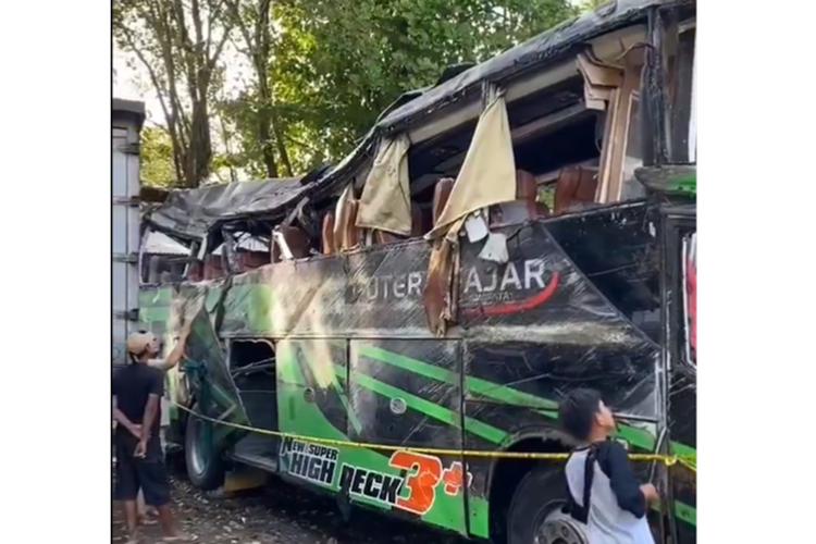 Polisi Tetapkan Status Tersangka Kepada Sopir Bus Rombongan SMK Lingga Kencana yang Alami Kecelakaan