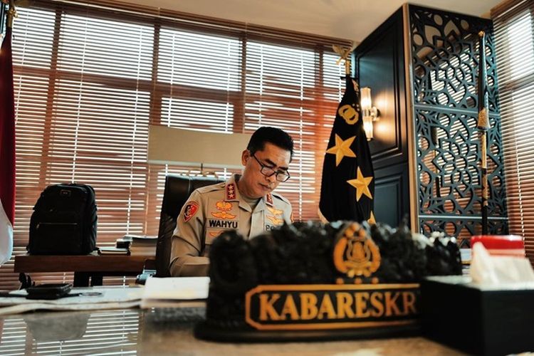 Polisi Tangkap 464 Pelaku Kasus Judi Online, 80 Ribu Anak di Bawah Umur 10 Tahun Terlibat Permainan